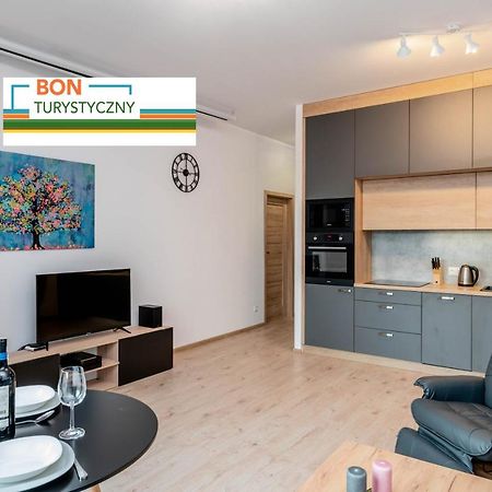 Apartwro - Apartament Przy Wyspie Slodowej, Garaz, Projektor, Rowery Apartment Wroclaw Bagian luar foto